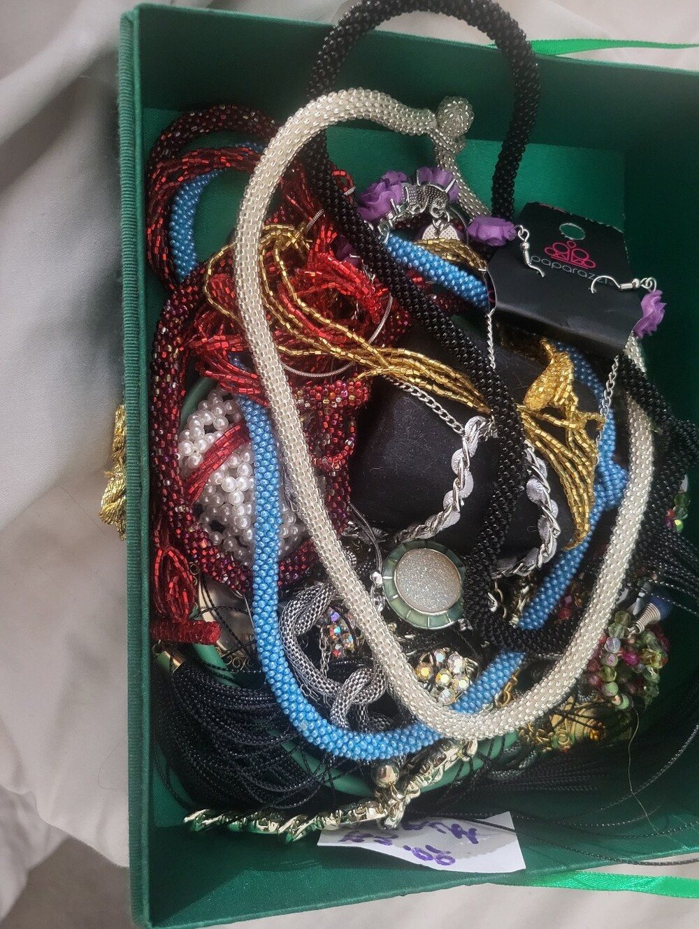 Mix Vintage Jewelry LOT